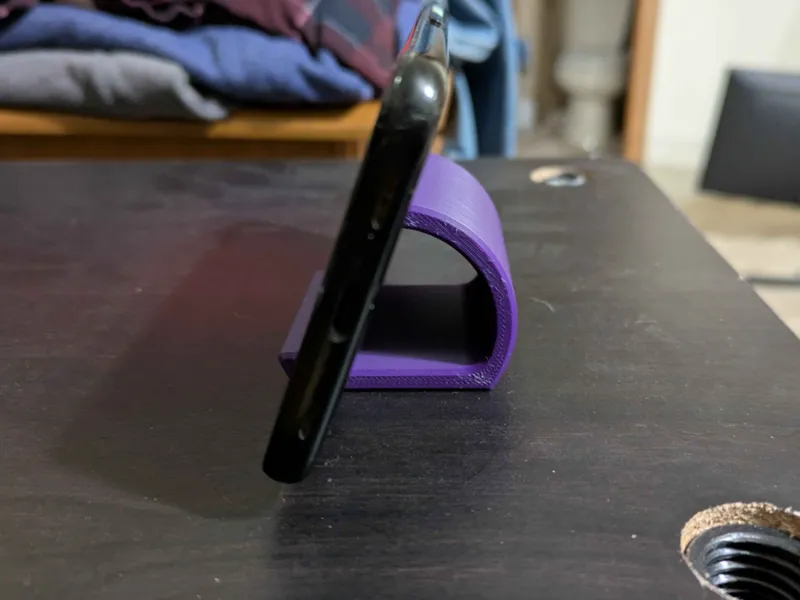 Simple Cellphone Stand