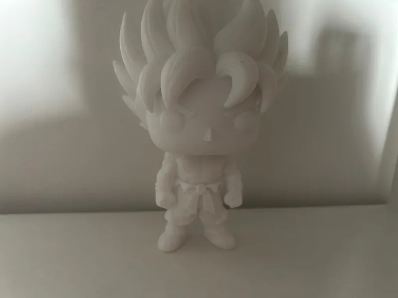 GOKU SSJ FUNKO Figura 