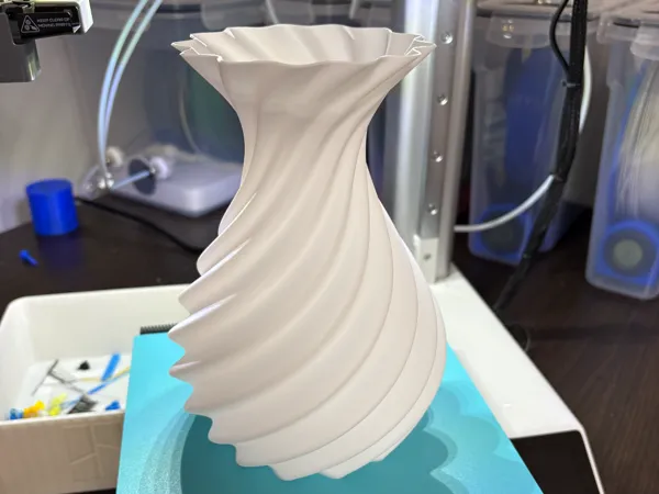 https://makerworld.bblmw.com/makerworld/model/US74bf7f51a70bc7/design/2025-10-17_fda4dee1eda2d8.jpg
