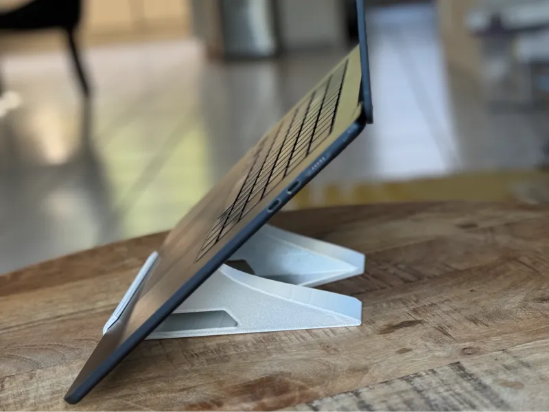 MacBook stand