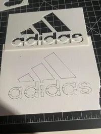 Pochoir logo Adidas — photo 4