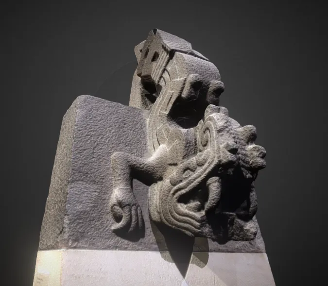 ESCULTURA AZTECA - Xiuhcoatl (SERPIENTE DE FUEGO) view 3