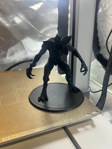 Letrero o emblema decorativo: Demogorgone Stranger Things - Demogorgon 3D Model — vista de referencia 4