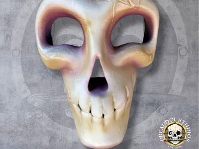 Whispergrin - Skull Mask