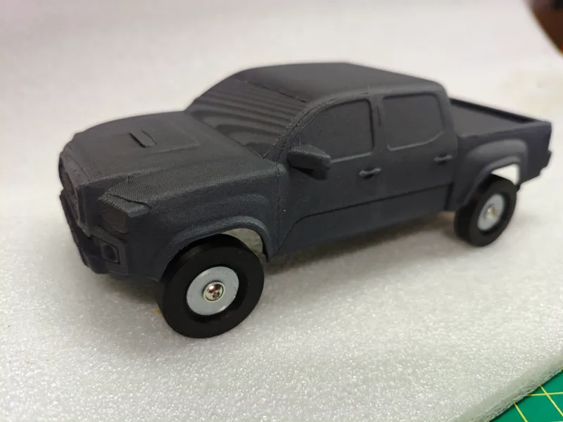 Toy model Toyota Tacoma