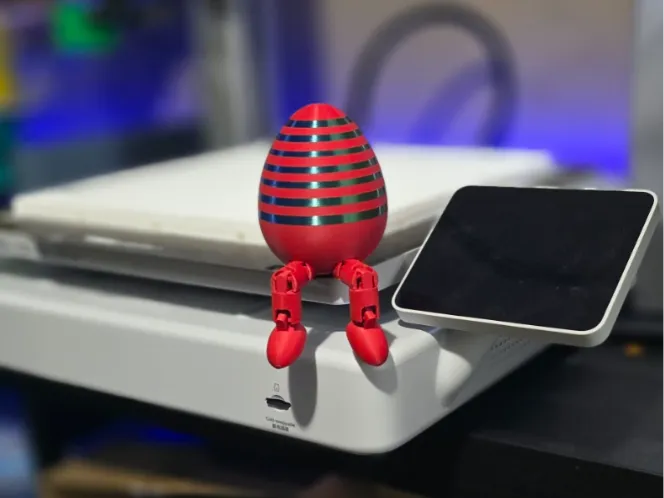 Eggy  - Articulated Egg