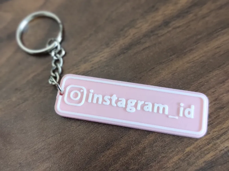 Custom name keychain