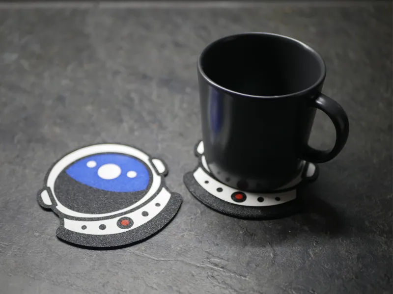 Astronaut head coaster