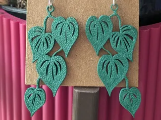 Heartleaf Vine Earrings