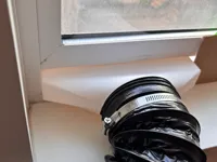 Exhaust vent with center connection