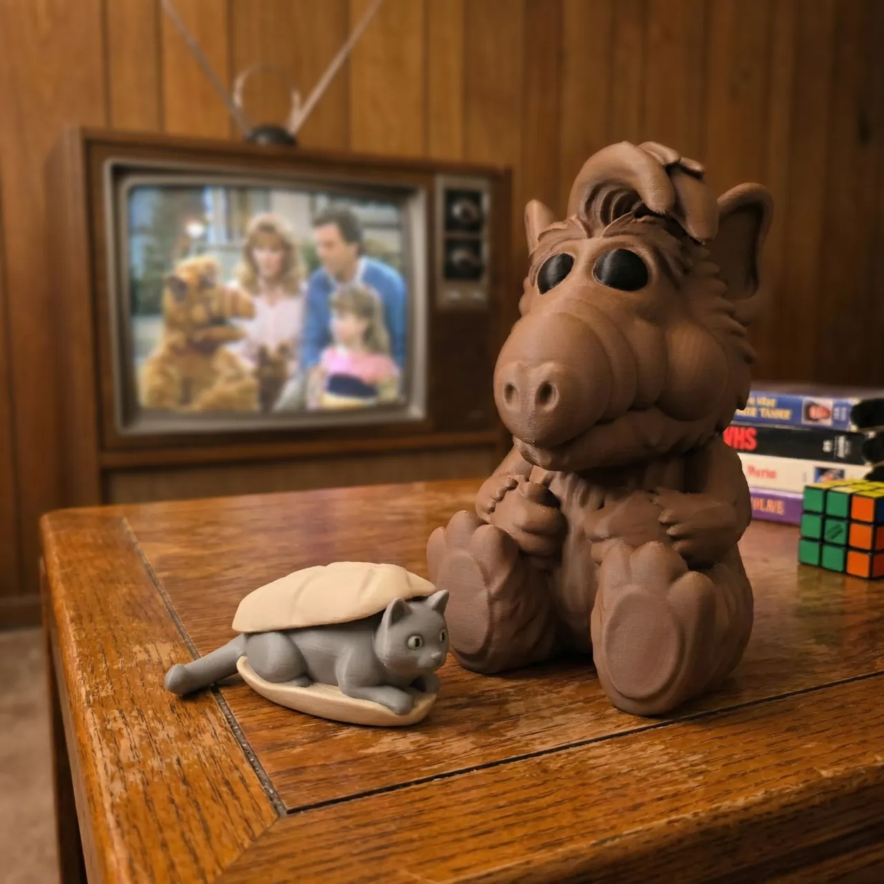 Baby ALF Gordon Shumway & The Lucky Cat Sandwich view 2
