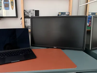 Desktop screen stand