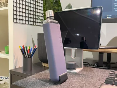 Memobottle Stand (with sleeve)