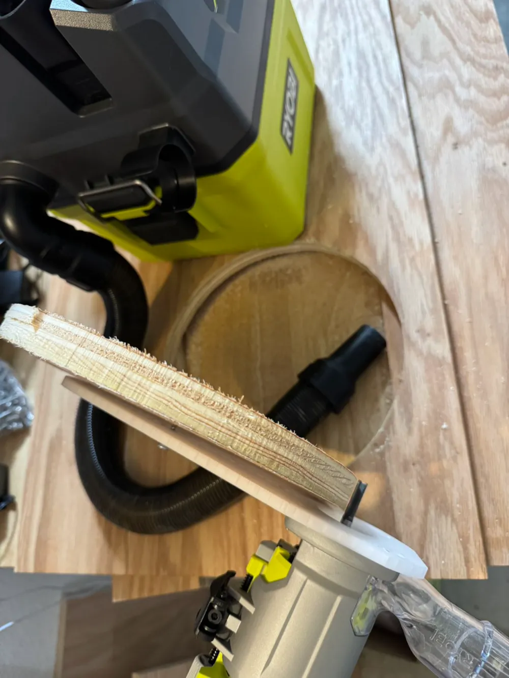 RYOBI Compact Fixed Base Router Cicle Jig by jellynoodleMakerWorld ...