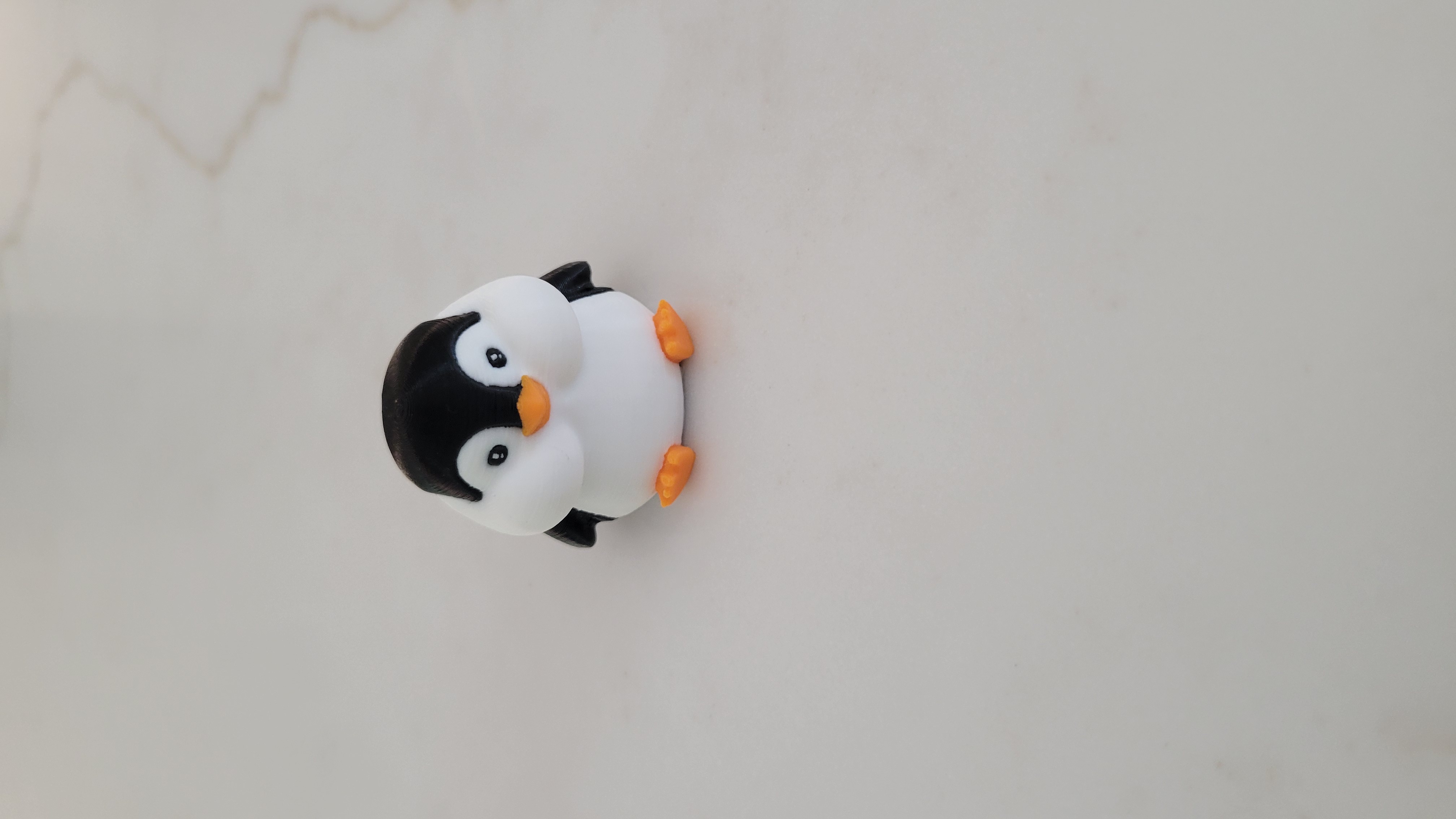 Miniatura 3 do modelo 3D Chubby Pinguin