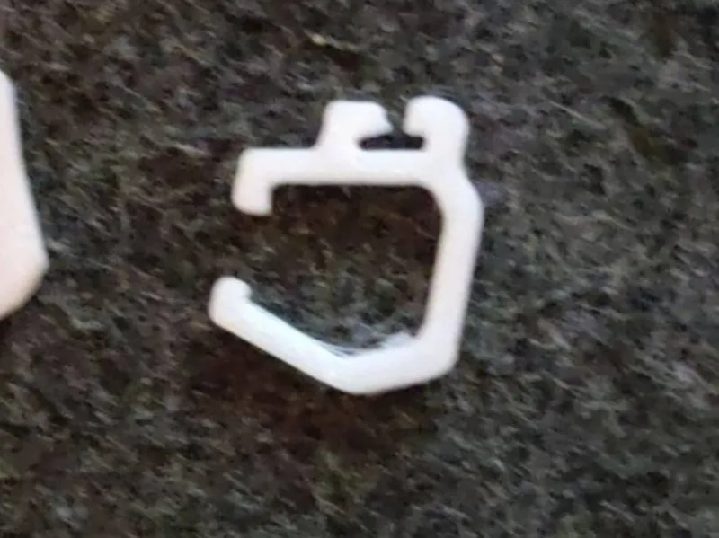Helmet Skrim Clip