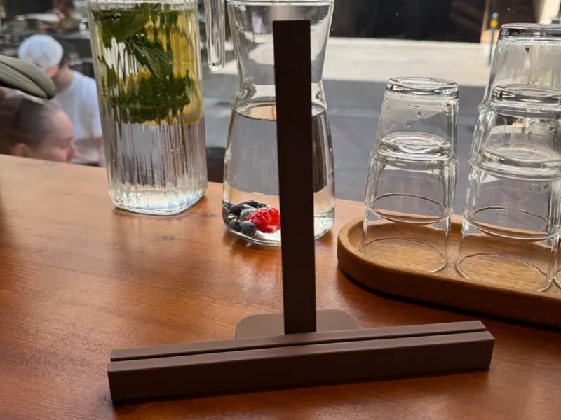A4 Laminated paper stand