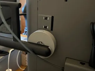 Foldable spool holder