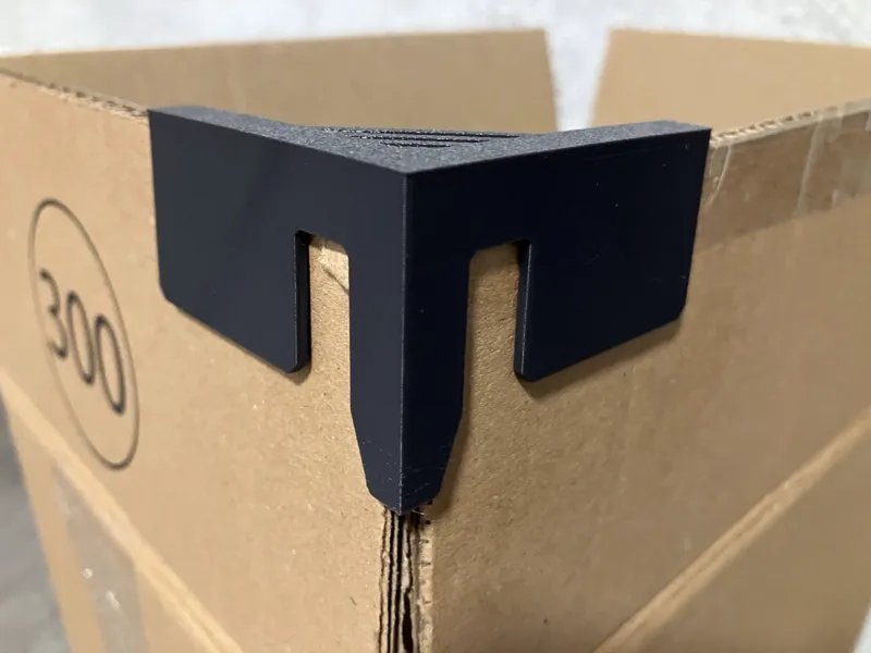 Corner Box Clip