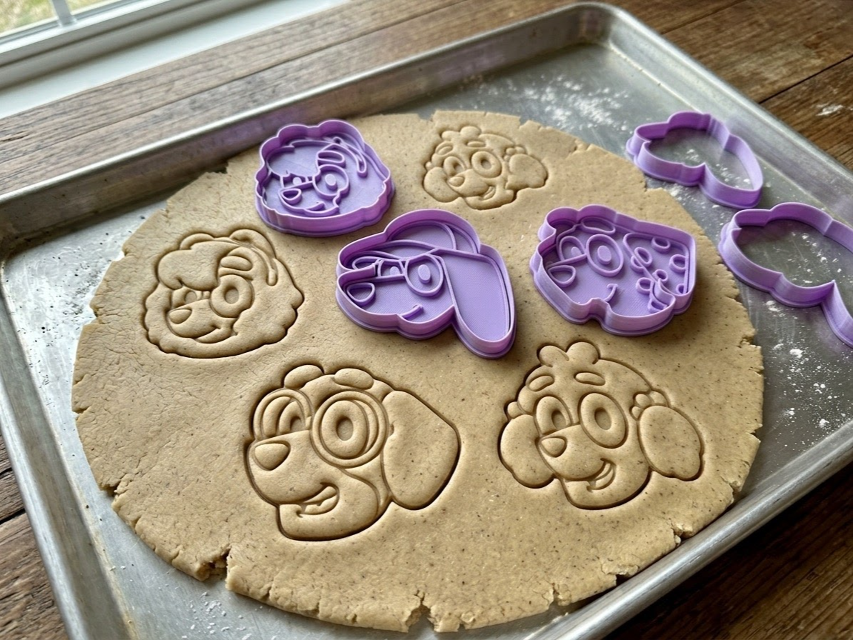 bluey & bingo cookie cutter