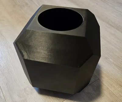 Holder for spherical silicone mould