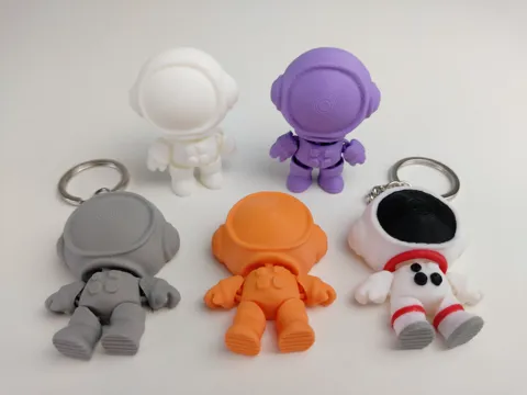 Cute Articulated Astronaut I "old" version