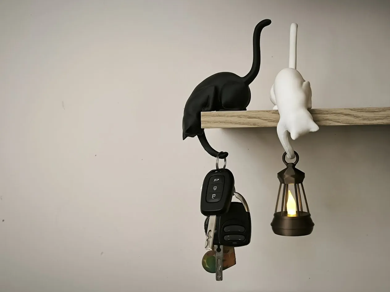 Cat Shelf Hook with Lantern view 4