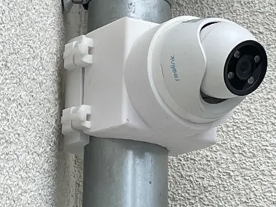 Reolink RLC-824A Adapter Mount on Rain Pipe