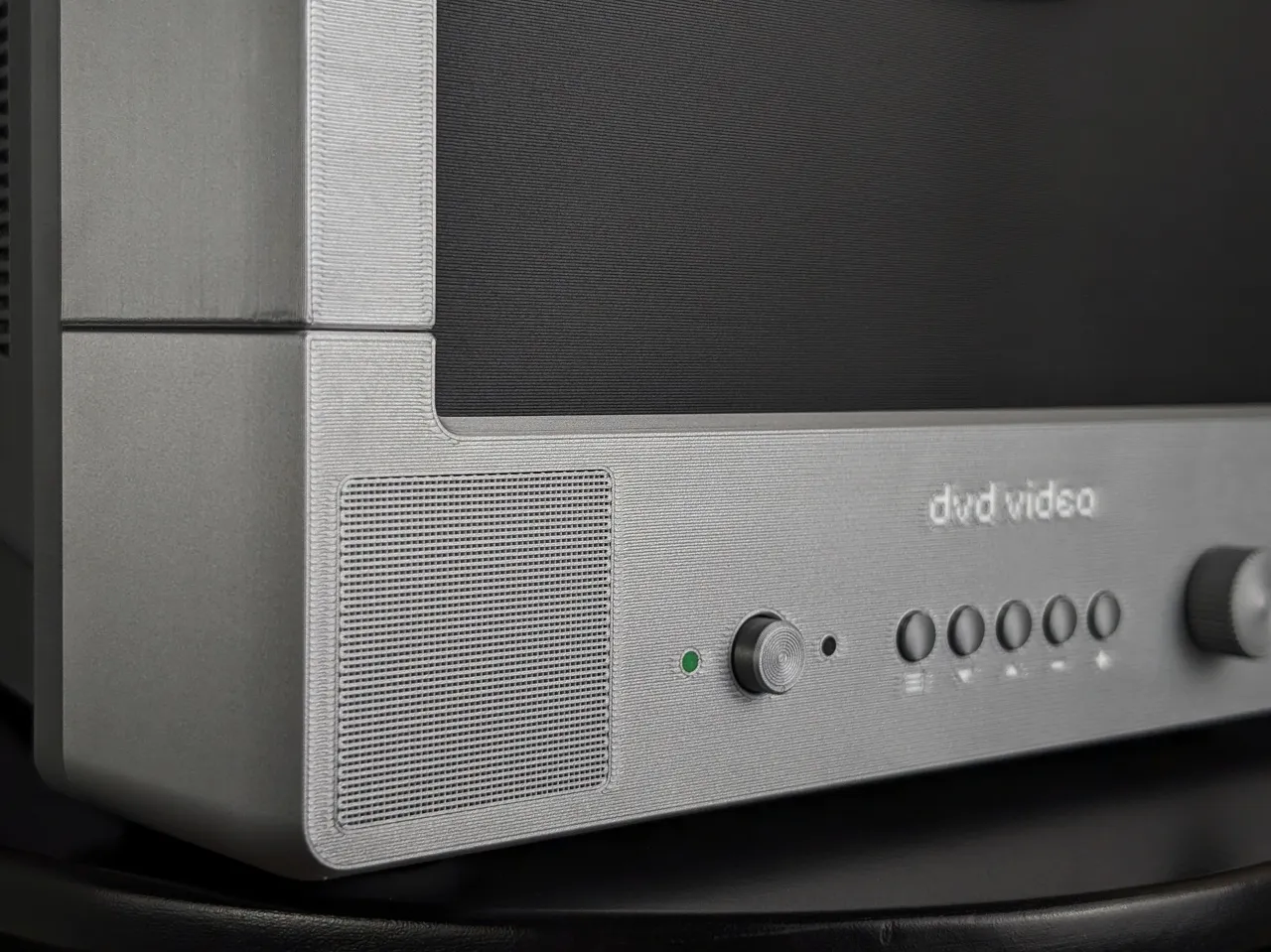 DVD Video - Mechanical Bouncing Logo view 3