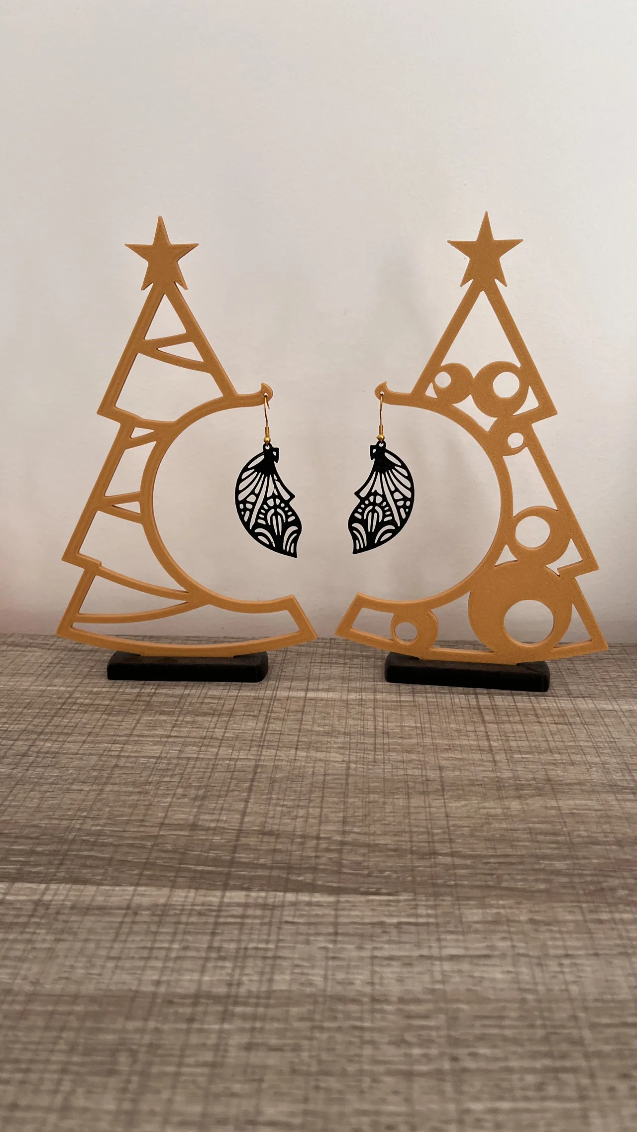 Earrings - Fashion 01 view 2