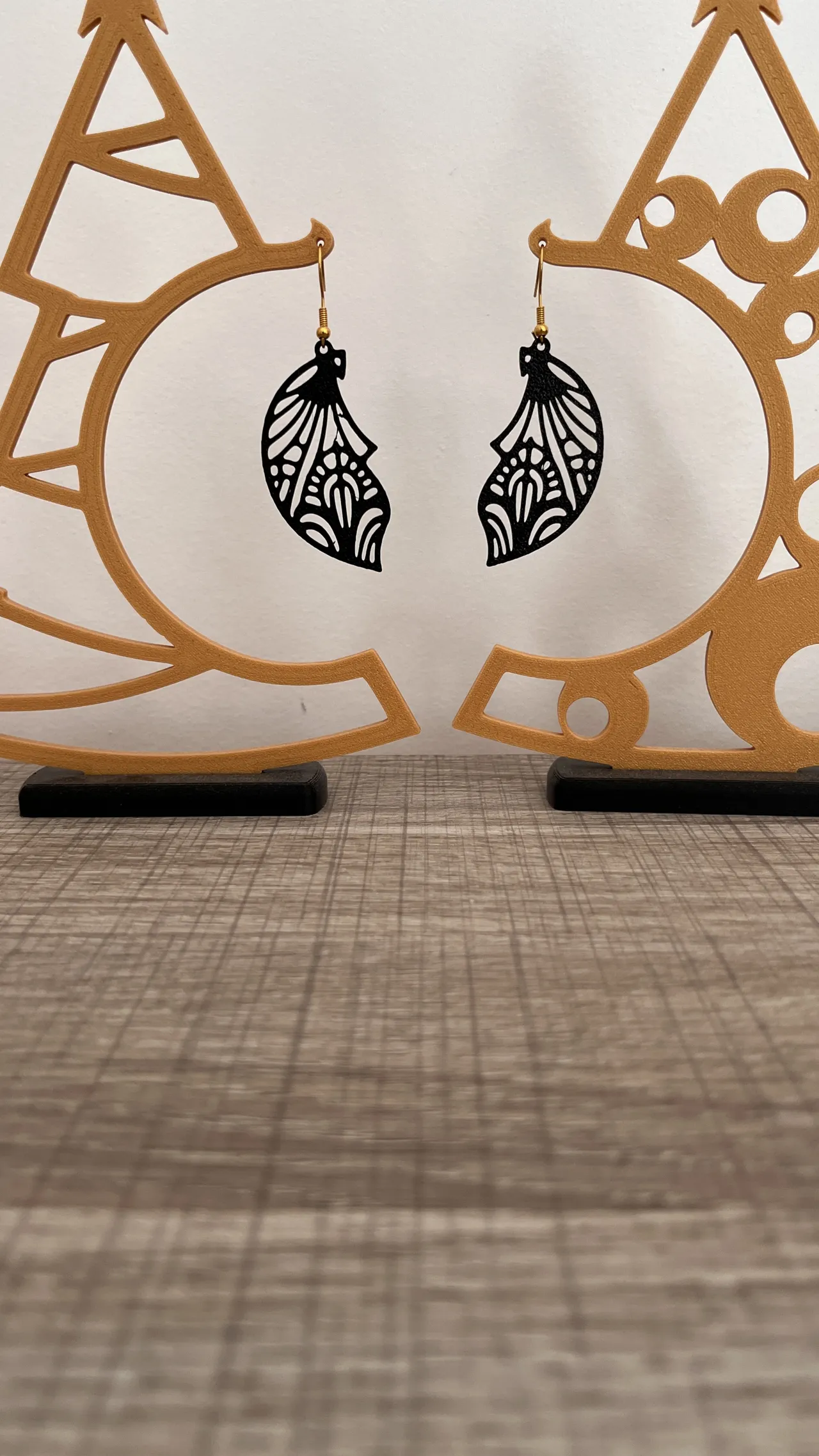 Earrings - Fashion 01 view 3