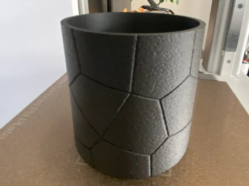 Elegant Leather-Style Pen Holder