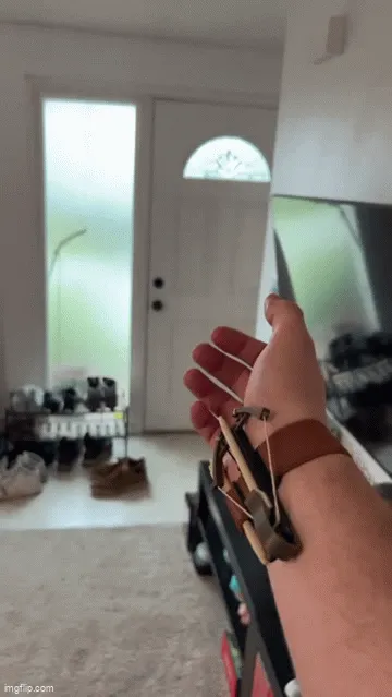 The Wrist Crossbow V2! view 2