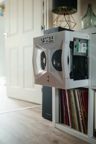 Custom KALLAX PC Case to fit inside an IKEA unit