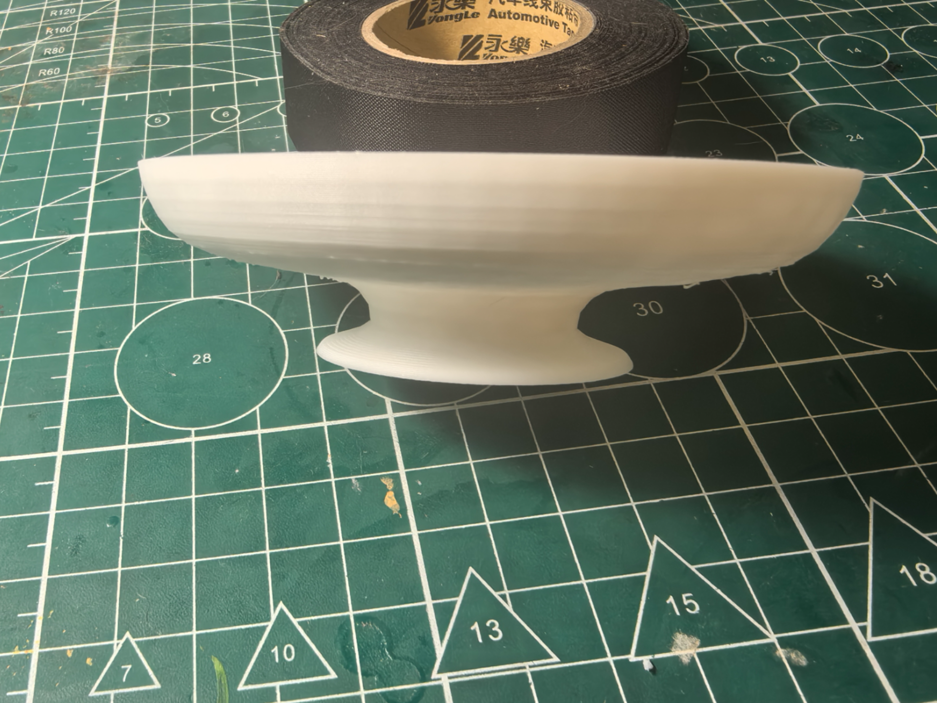 Miniatura 1 do modelo 3D 松饼点心，含碗、松饼及奶油樱桃3件套