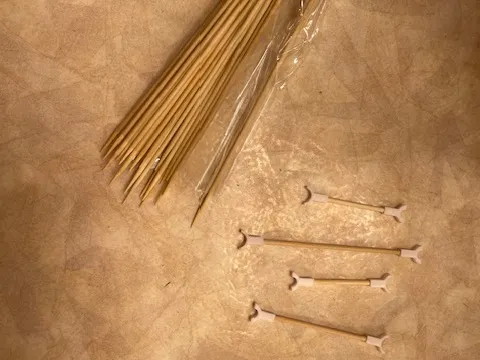 Écarteur de tiges pour culture de cannabis