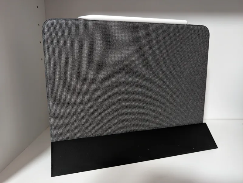 IPad Pro 11" 2022 (With Logitech Case) Holder