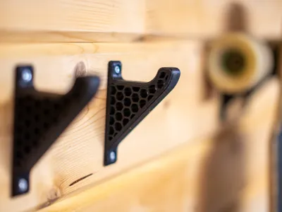 Hook for skateboard or longboard