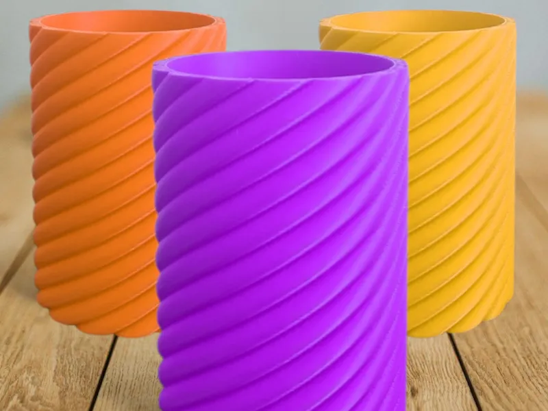 Pencil Holder Helicoidal rope style