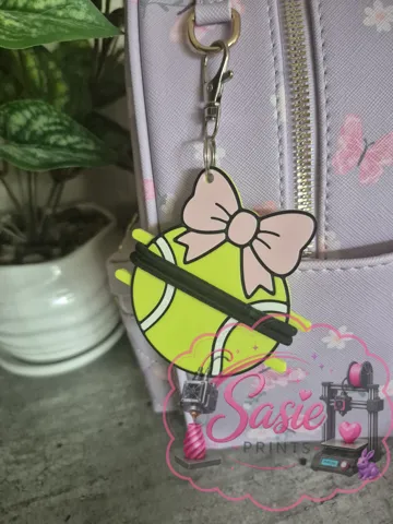 Accesorio para sujetar ligas de cabello: Sports Hair Tie Holder Keychain — vista de referencia 4