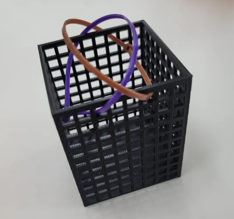Mesh Cup