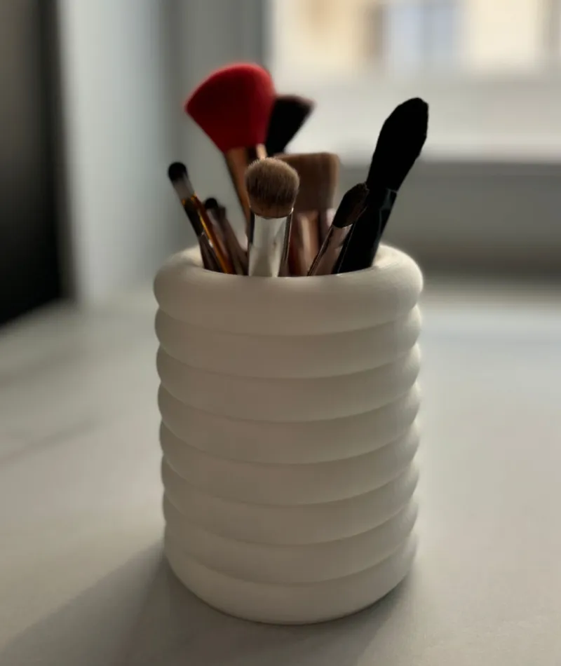 Puffy Pen or Makeup Brush Holder