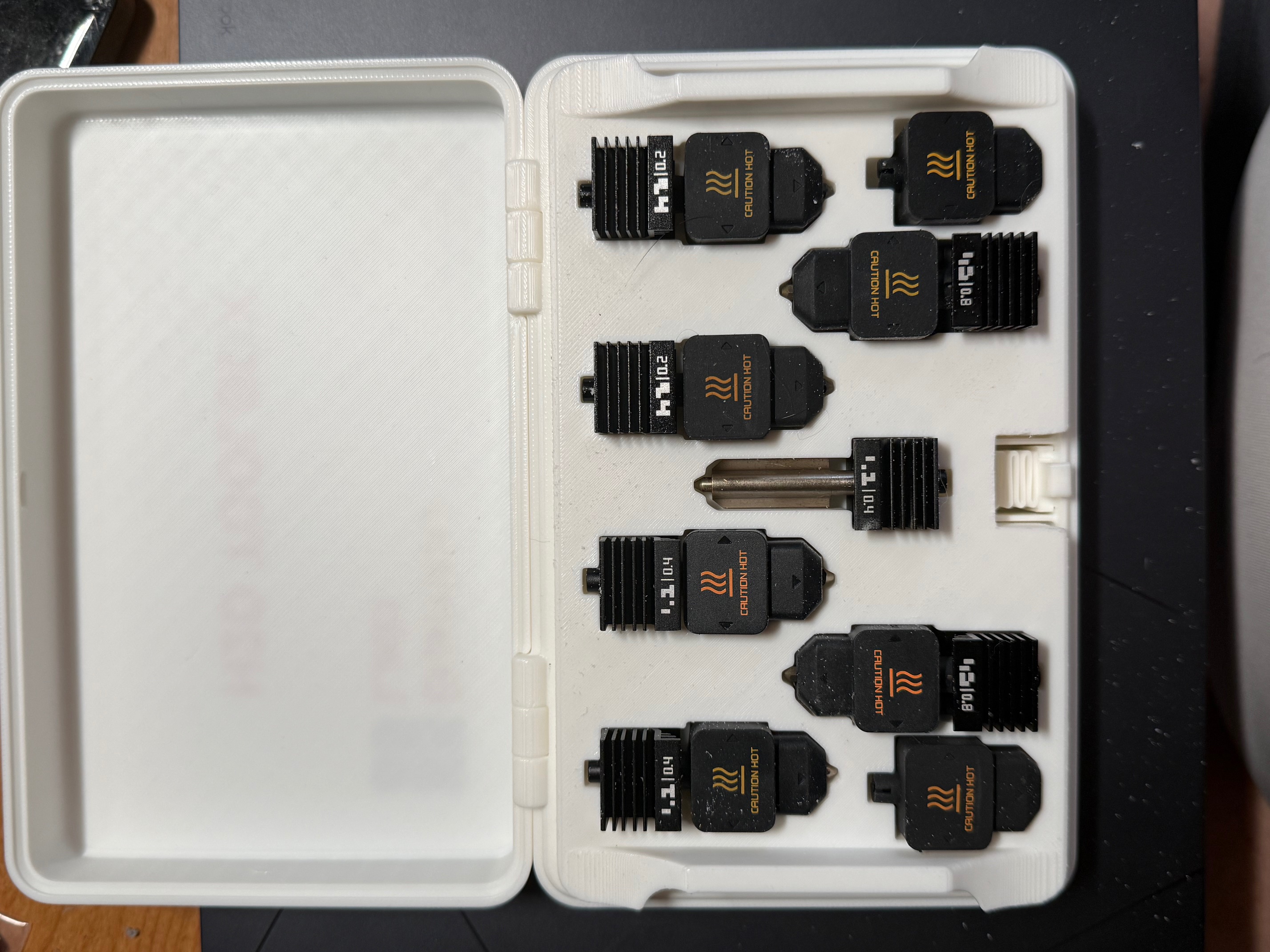 Miniatura 8 do modelo 3D 拓竹H2D（H2S）双层锁扣工具盒（无五金一体）