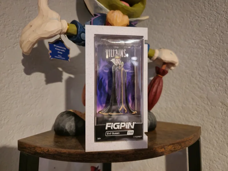 Sleeved FIGPIN modular Shelve Female