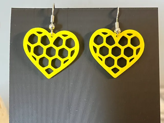 heart honey comb earrings