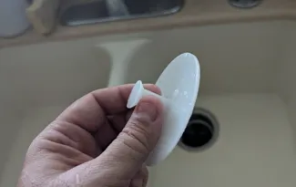 Basic Kitchen Sink Stopper
