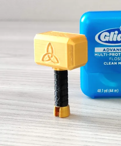 Thor hammer keychain view 4