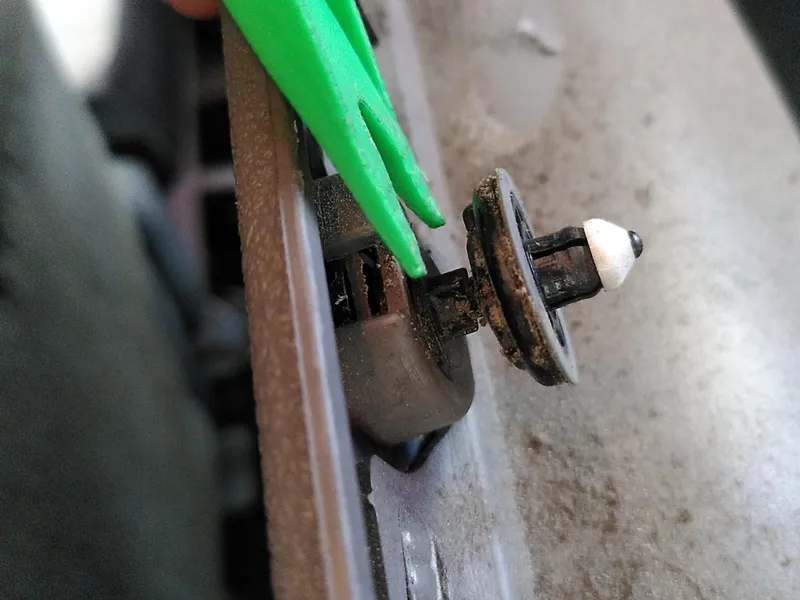 Body Panel Rivet Removal Tool