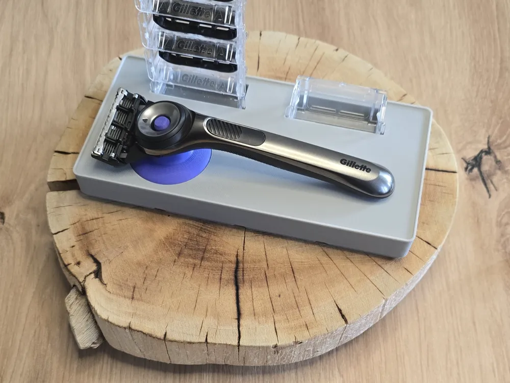 Gridfinity Razor Refills Gridfinity Gillette Labs Razor Station (4x2 H1) - Free 3D Print Model ...