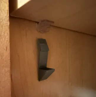 Locking Shelf Peg 4.75mm